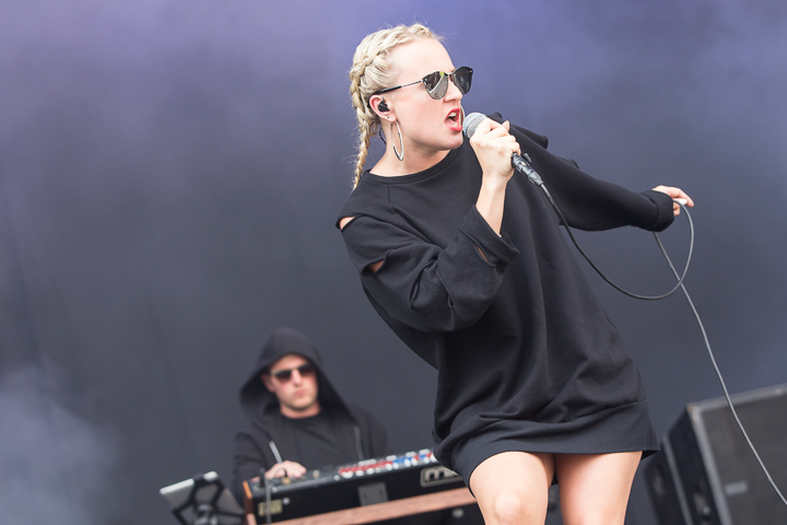 Billie @ Suikerrock 2016, foto 3, foto's door Dorien Goetschalckx - FrontView Magazine