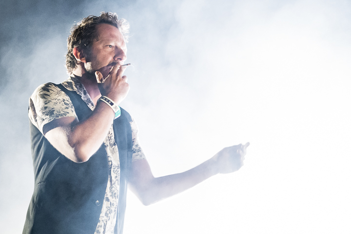 dEUS @ Suikerrock 2016, picture 5, photographed by Dorien Goetschalckx - FrontView Magazine