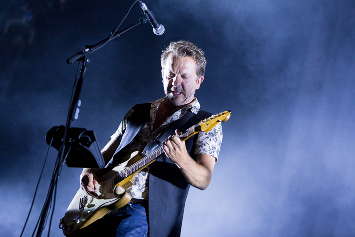 dEUS @ Suikerrock 2016, picture 11, photographed by Dorien Goetschalckx - FrontView Magazine