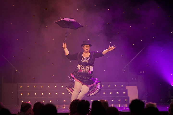 Revue "Even geduld aub" @ Colisée Blankenberge, picture 23, photographed by Frank Lambrechts - FrontView Magazine