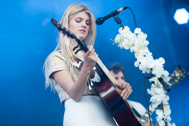 Emma Bale @ Suikerrock 2016, picture 7, photographed by Dimitri Vanlommel - FrontView Magazine