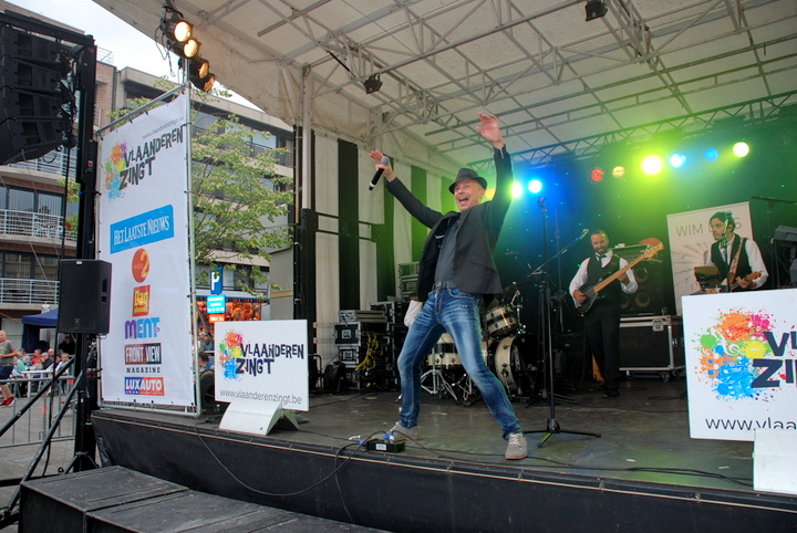 Vlaanderen Zingt @ Deinze, picture 1, photographed by Peter Minnebo - FrontView Magazine