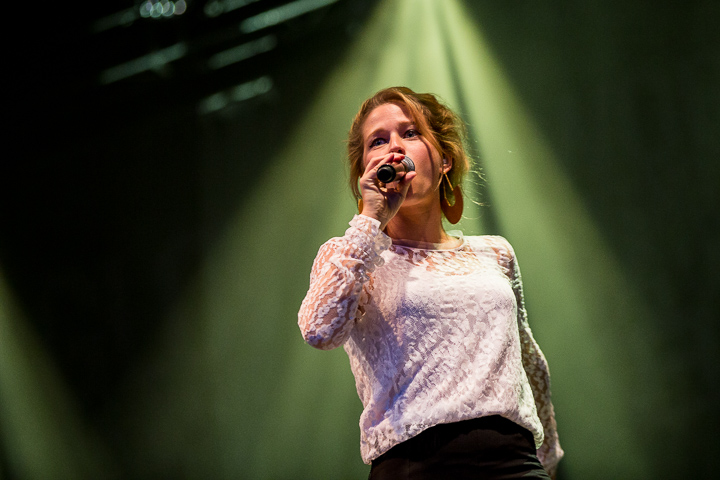 Selah Sue @ Het Groot Verlof, picture 3, photographed by Kurt Jacobs - FrontView Magazine