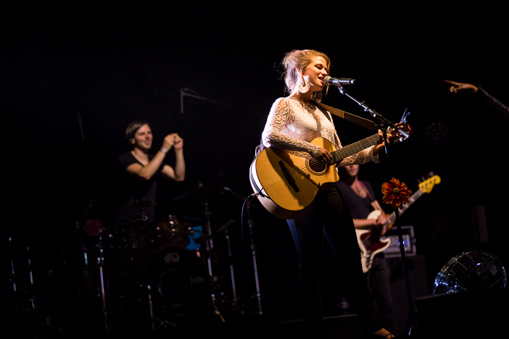 Selah Sue @ Het Groot Verlof, picture 14, photographed by Kurt Jacobs - FrontView Magazine
