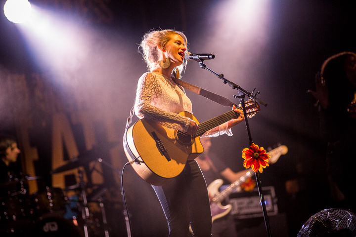Selah Sue @ Het Groot Verlof, picture 15, photographed by Kurt Jacobs - FrontView Magazine