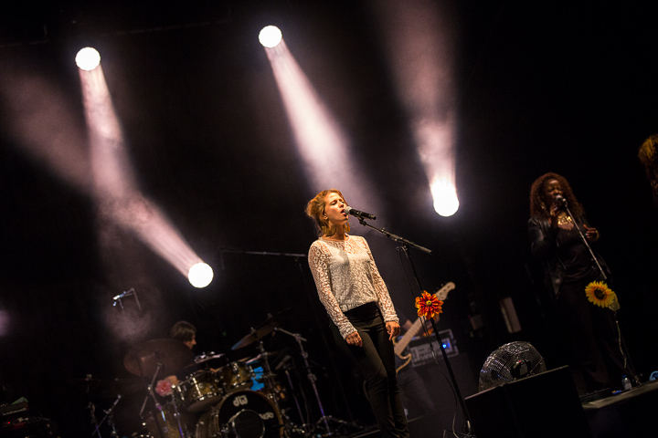 Selah Sue @ Het Groot Verlof, picture 19, photographed by Kurt Jacobs - FrontView Magazine