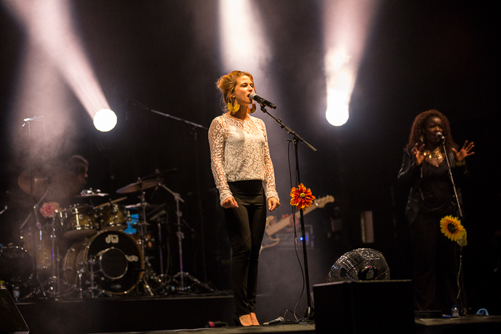 Selah Sue @ Het Groot Verlof, picture 21, photographed by Kurt Jacobs - FrontView Magazine