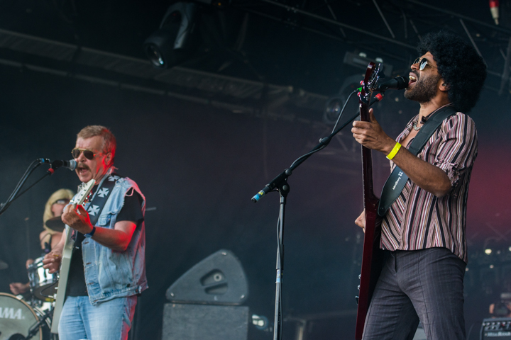 The Clement Peerens Explosition @ Linkerwoofer, picture 7, photographed by Erwin Evrard - FrontView Magazine