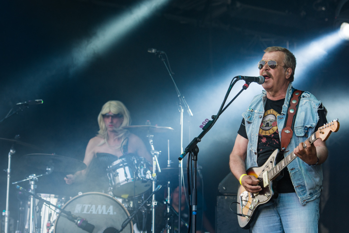 The Clement Peerens Explosition @ Linkerwoofer, picture 10, photographed by Erwin Evrard - FrontView Magazine