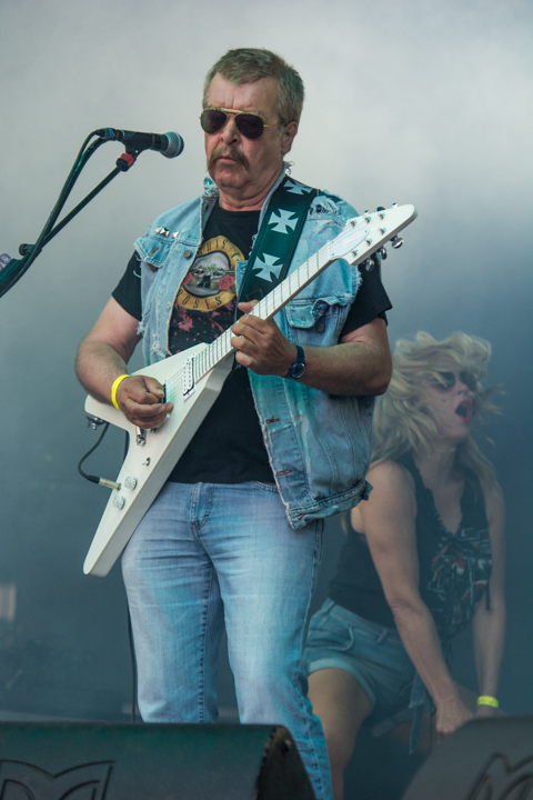 The Clement Peerens Explosition @ Linkerwoofer, picture 16, photographed by Erwin Evrard - FrontView Magazine