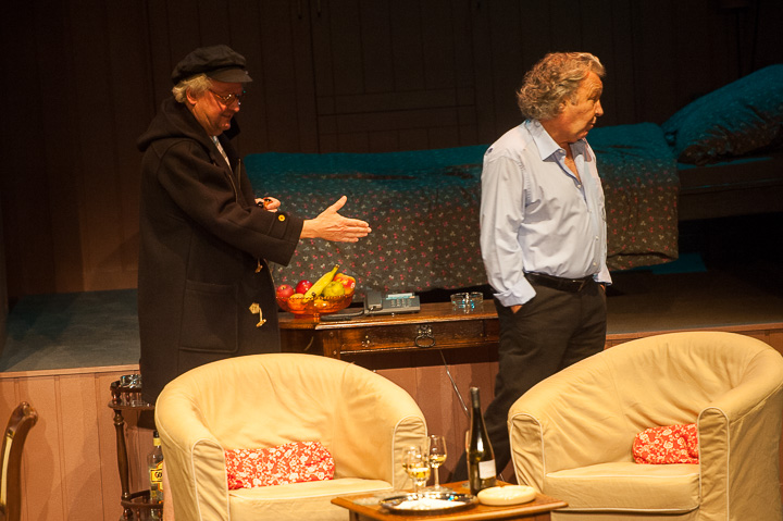 Mijne gebuur heeft het zuur @ Echt Antwaarps Teater, foto 28, foto's door Goele Bormans - FrontView Magazine