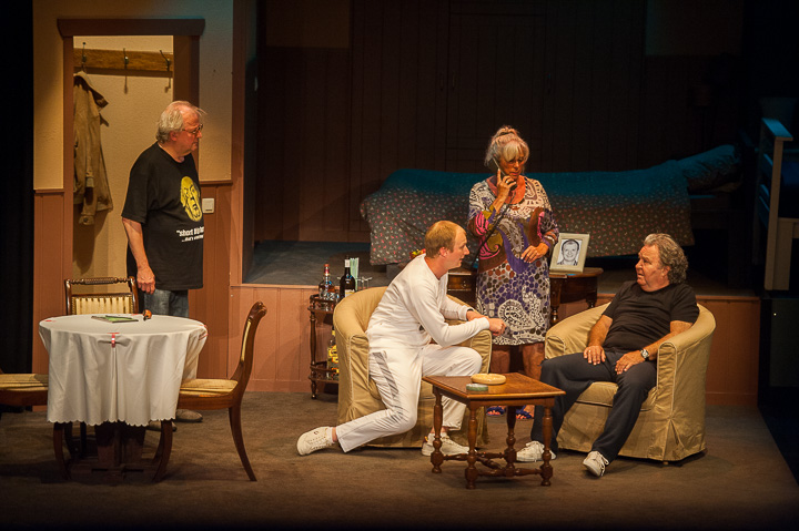 Mijne gebuur heeft het zuur @ Echt Antwaarps Teater, foto 63, foto's door Goele Bormans - FrontView Magazine