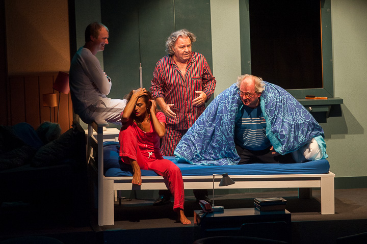 Mijne gebuur heeft het zuur @ Echt Antwaarps Teater, foto 71, foto's door Goele Bormans - FrontView Magazine