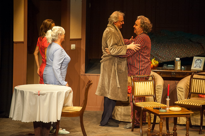 Mijne gebuur heeft het zuur @ Echt Antwaarps Teater, foto 88, foto's door Goele Bormans - FrontView Magazine