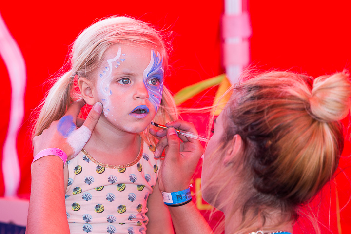 Sfeer @ Linkerwoofer zaterdag, picture 2, photographed by Marc Verdonck - FrontView Magazine