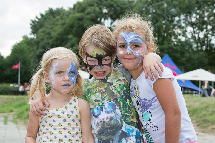 Sfeer @ Linkerwoofer zaterdag, picture 8, photographed by Marc Verdonck - FrontView Magazine
