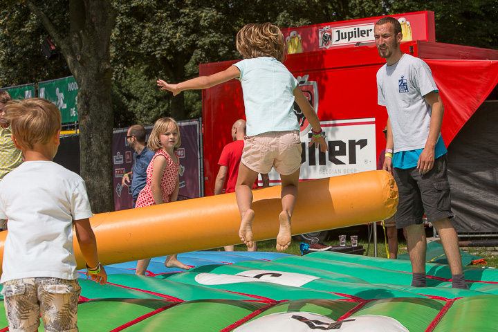Sfeer @ Linkerwoofer zaterdag, picture 9, photographed by Marc Verdonck - FrontView Magazine