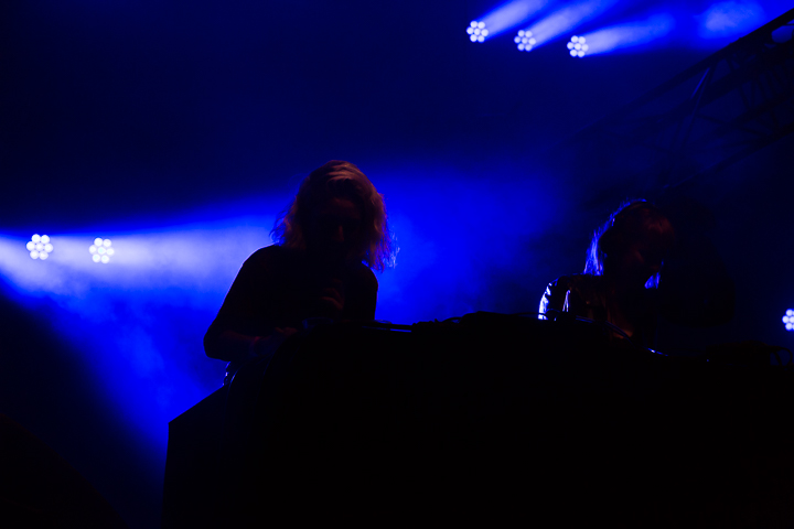 Sfeer @ Linkerwoofer zaterdag, picture 27, photographed by Marc Verdonck - FrontView Magazine