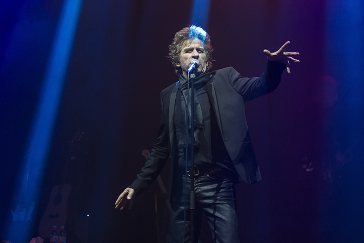 HF THIÉFAINE Brussel summer festival, picture 4, photographed by Tom  Lammens - FrontView Magazine
