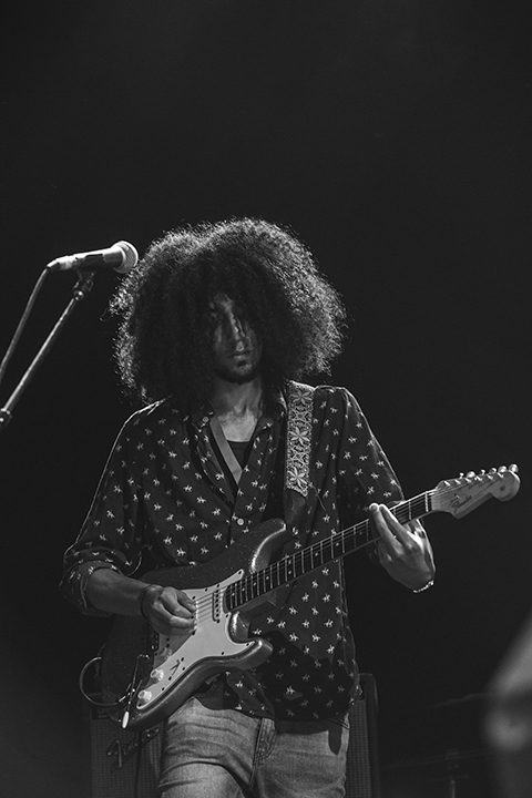 Michael Kiwanuka Dranouter2016, foto 8, foto's door Tom  Lammens - FrontView Magazine