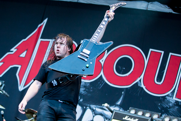 Airbourne @ Into The Grave 2016, foto 2, foto's door Dorien Goetschalckx - FrontView Magazine