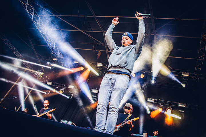 Gers Pardoel @ Marktrock Vilvoorde 2016, foto 5, foto's door Elke Briers - FrontView Magazine
