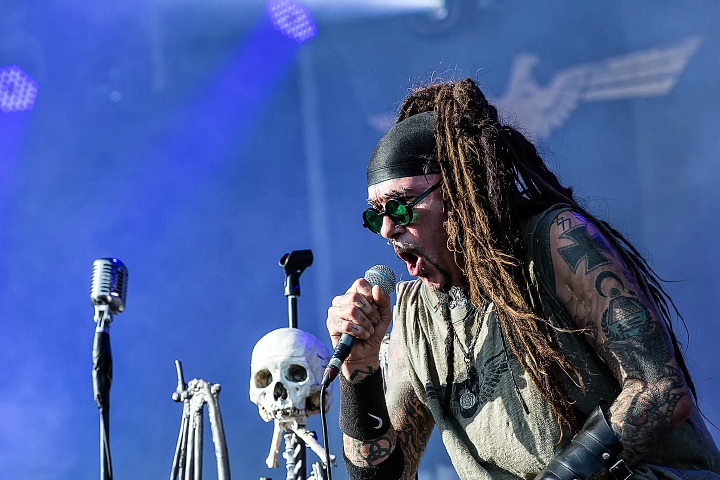 Ministry @ Alcatraz Metal Fest 2016, foto 1, foto's door Edwin Houdevelt - FrontView Magazine