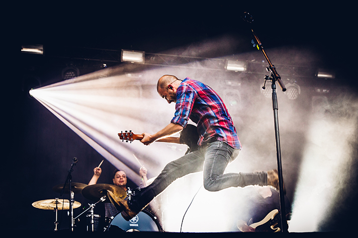 Stan Van Samang @ Marktrock Vilvoorde 2016, picture 5, photographed by Elke Briers - FrontView Magazine
