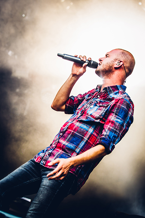 Stan Van Samang @ Marktrock Vilvoorde 2016, picture 21, photographed by Elke Briers - FrontView Magazine