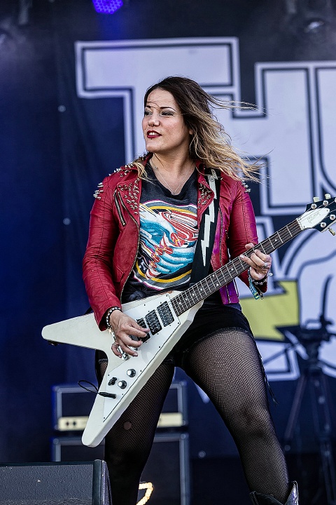 ThunderMother @ Alcatraz Metal Fest 2016, picture 5, photographed by Edwin Houdevelt - FrontView Magazine