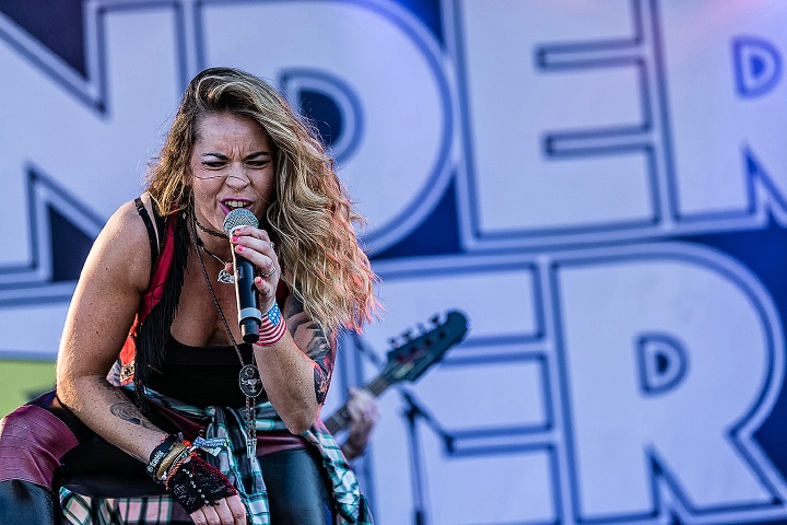 ThunderMother @ Alcatraz Metal Fest 2016, picture 10, photographed by Edwin Houdevelt - FrontView Magazine