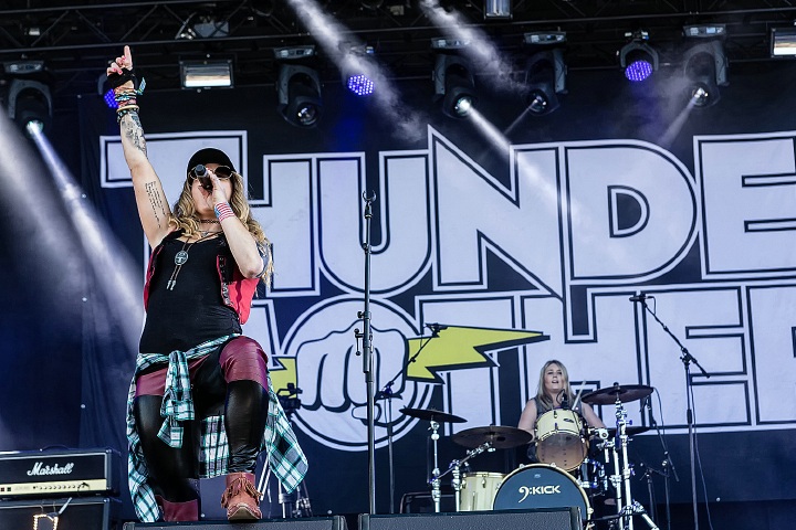 ThunderMother @ Alcatraz Metal Fest 2016, picture 12, photographed by Edwin Houdevelt - FrontView Magazine