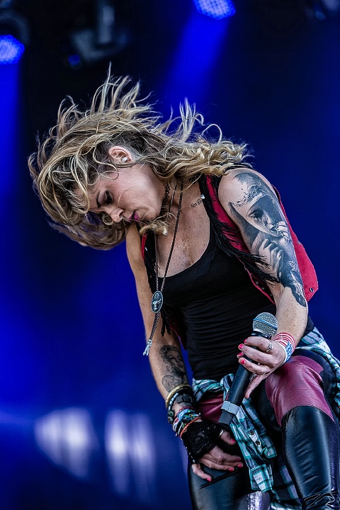 ThunderMother @ Alcatraz Metal Fest 2016, picture 21, photographed by Edwin Houdevelt - FrontView Magazine