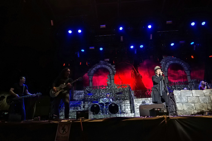 Avantasia @ Alcatraz Metal Fest 2016, foto 22, foto's door Edwin Houdevelt - FrontView Magazine