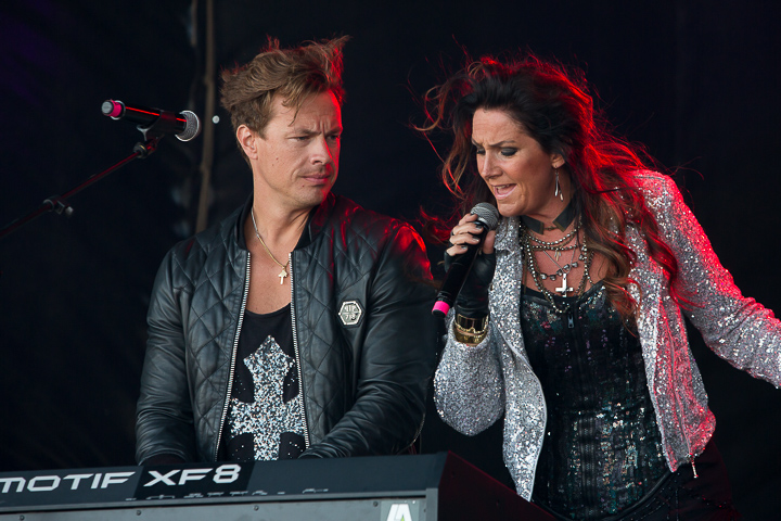 Jenny Berggren @ Nostalgie Beach Festival, picture 5, photographed by Marc Verdonck - FrontView Magazine