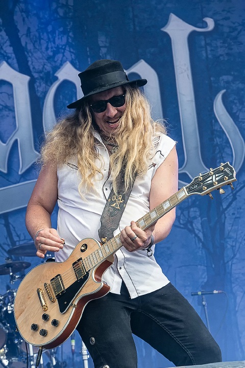 Korpiklaani @ Alcatraz Metal Fest 2016, foto 10, foto's door Edwin Houdevelt - FrontView Magazine
