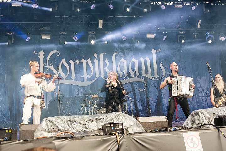 Korpiklaani @ Alcatraz Metal Fest 2016, foto 14, foto's door Edwin Houdevelt - FrontView Magazine