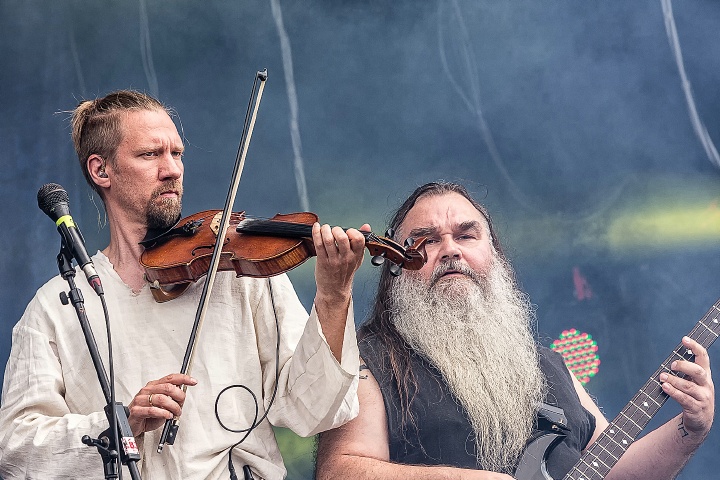 Korpiklaani @ Alcatraz Metal Fest 2016, foto 23, foto's door Edwin Houdevelt - FrontView Magazine