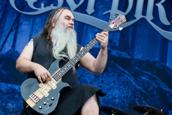 Korpiklaani @ Into The Grave 2016, picture 5, photographed by Dorien Goetschalckx - FrontView Magazine