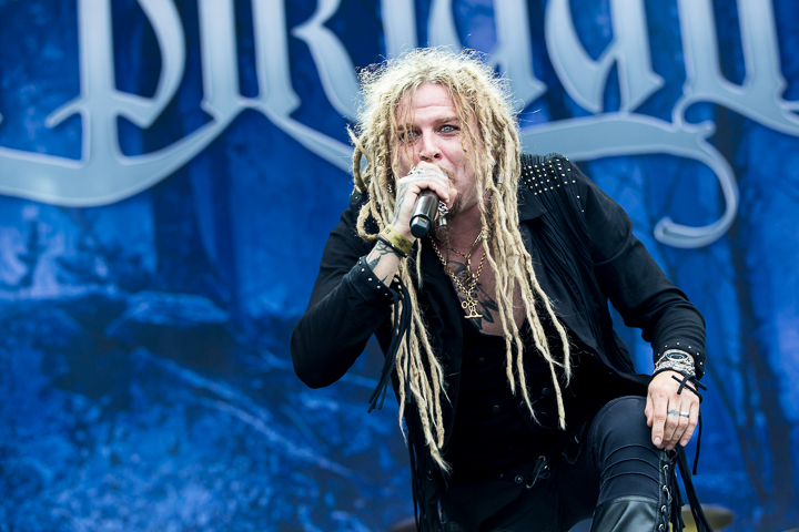 Korpiklaani @ Into The Grave 2016, picture 10, photographed by Dorien Goetschalckx - FrontView Magazine