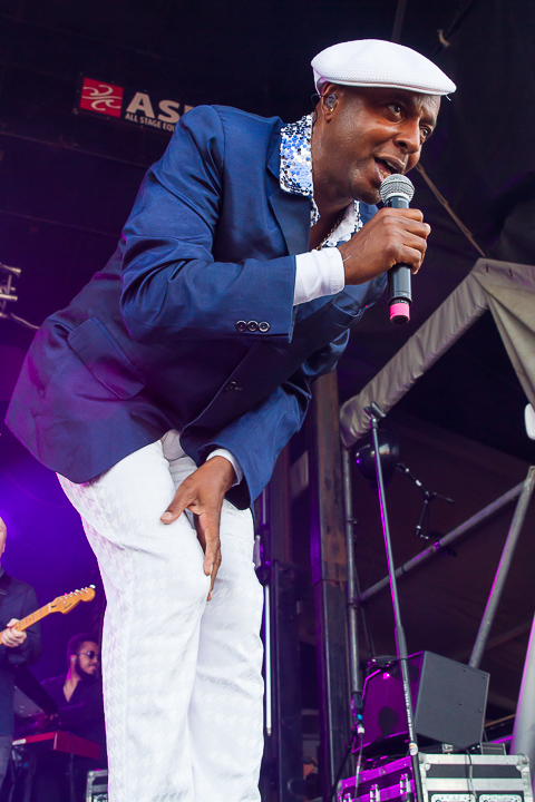 Leee John @ Nostalgie Beach Festival, picture 1, photographed by Marc Verdonck - FrontView Magazine