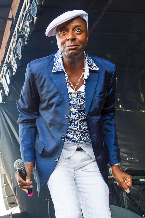 Leee John @ Nostalgie Beach Festival, picture 6, photographed by Marc Verdonck - FrontView Magazine