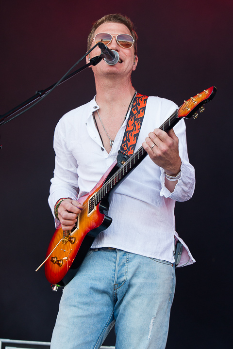 Level 42 @ Nostalgie Beach Festival, picture 2, photographed by Marc Verdonck - FrontView Magazine