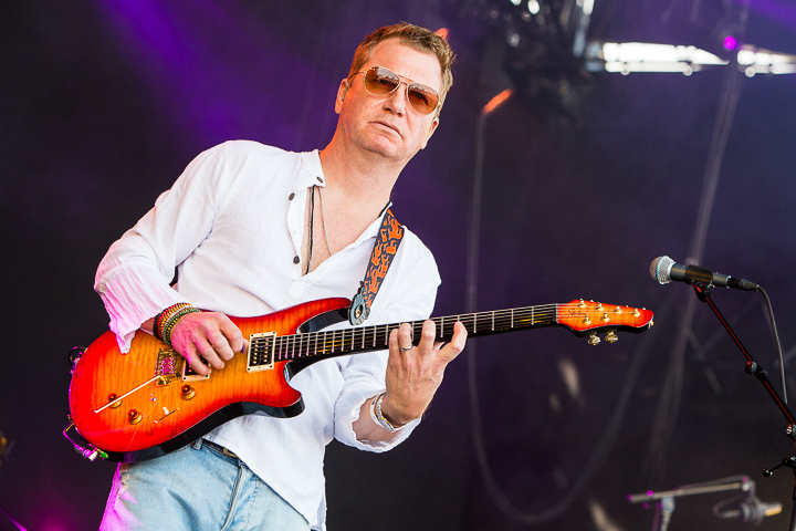 Level 42 @ Nostalgie Beach Festival, picture 19, photographed by Marc Verdonck - FrontView Magazine