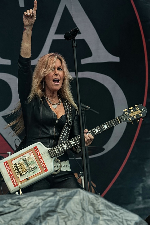 Lita Ford @ Alcatraz Metal Fest 2016, foto 2, foto's door Edwin Houdevelt - FrontView Magazine