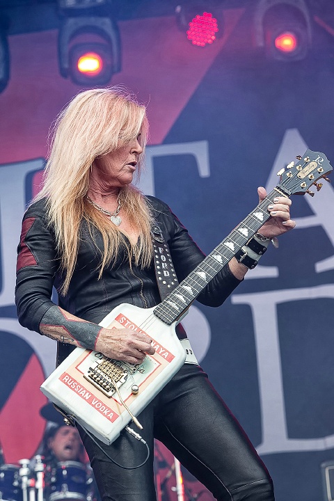 Lita Ford @ Alcatraz Metal Fest 2016, foto 20, foto's door Edwin Houdevelt - FrontView Magazine