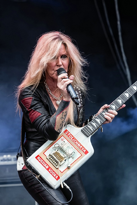 Lita Ford @ Alcatraz Metal Fest 2016, foto 32, foto's door Edwin Houdevelt - FrontView Magazine