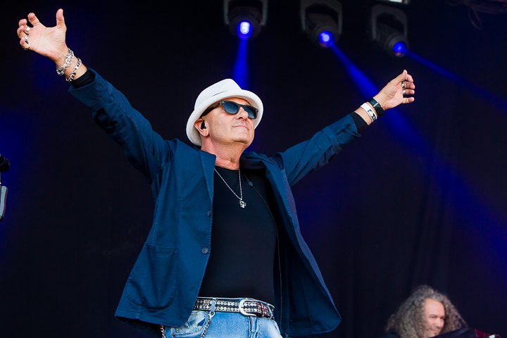 Machiavel @ Nostalgie Beach Festival, picture 1, photographed by Marc Verdonck - FrontView Magazine