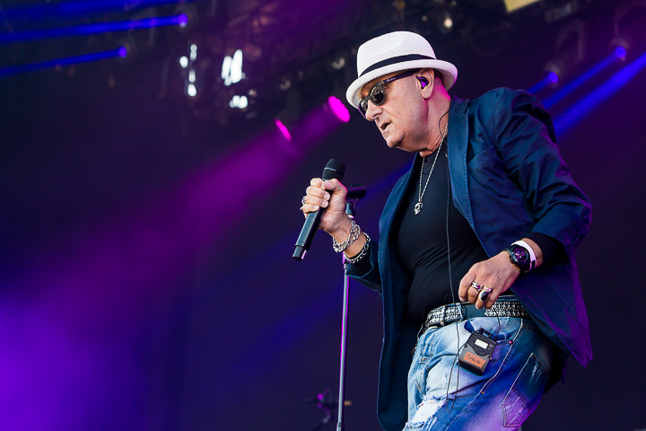 Machiavel @ Nostalgie Beach Festival, picture 8, photographed by Marc Verdonck - FrontView Magazine