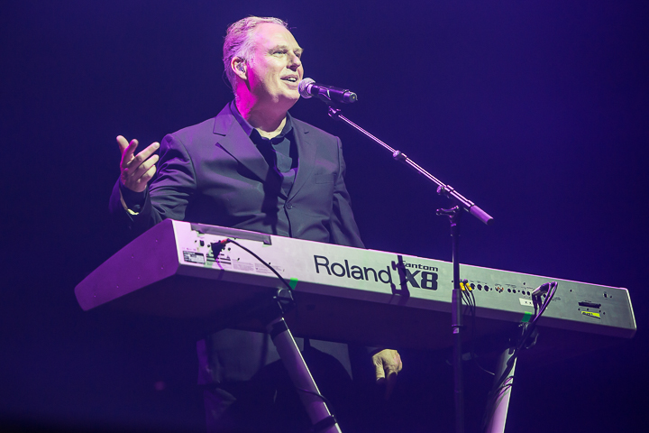 O.M.D. @ Nostalgie Beach Festival, picture 2, photographed by Marc Verdonck - FrontView Magazine